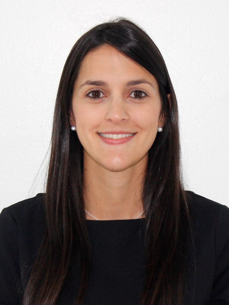 50ec82b8-a137-439a-ba06-09f1c135856d – Adriana Prada Rey